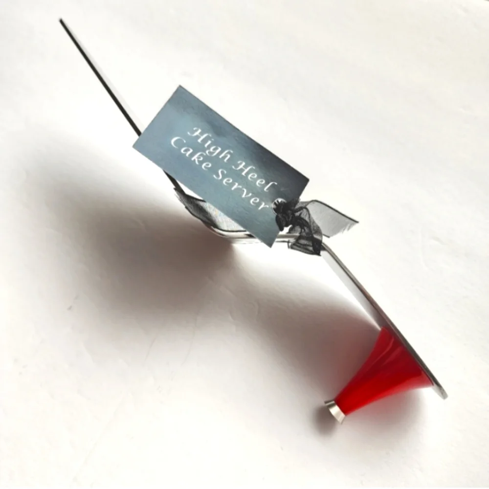 Shoe Cake Server